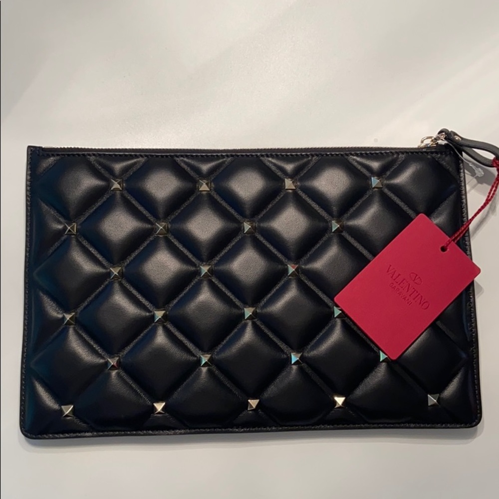Valentino garavani black rockstud leather clutch